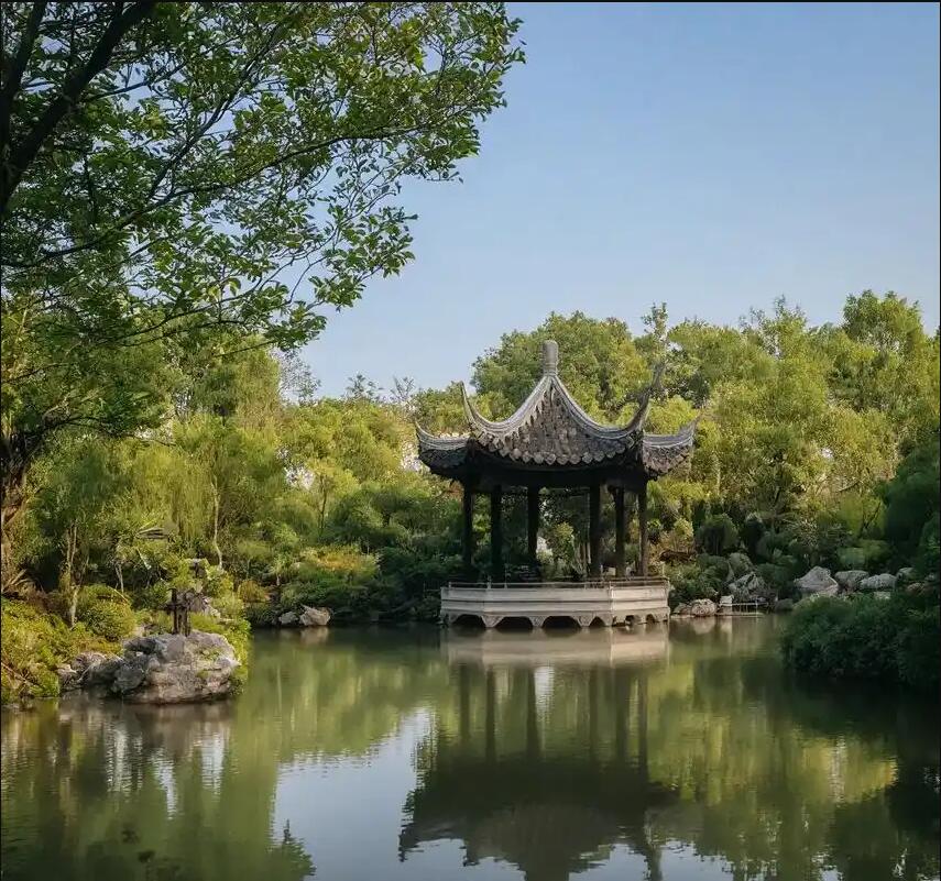 凤山县蓦然餐饮有限公司